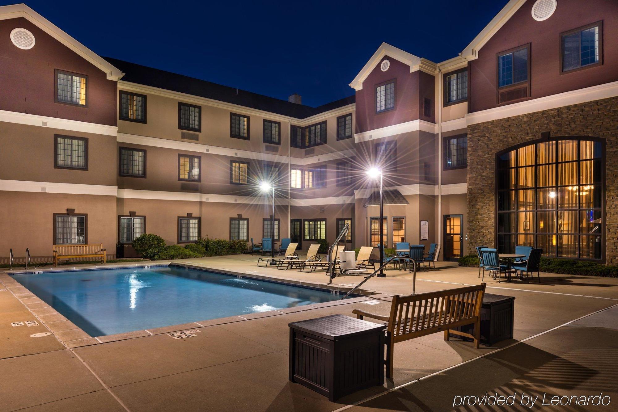 Staybridge Chesterfield By Ihg 3*