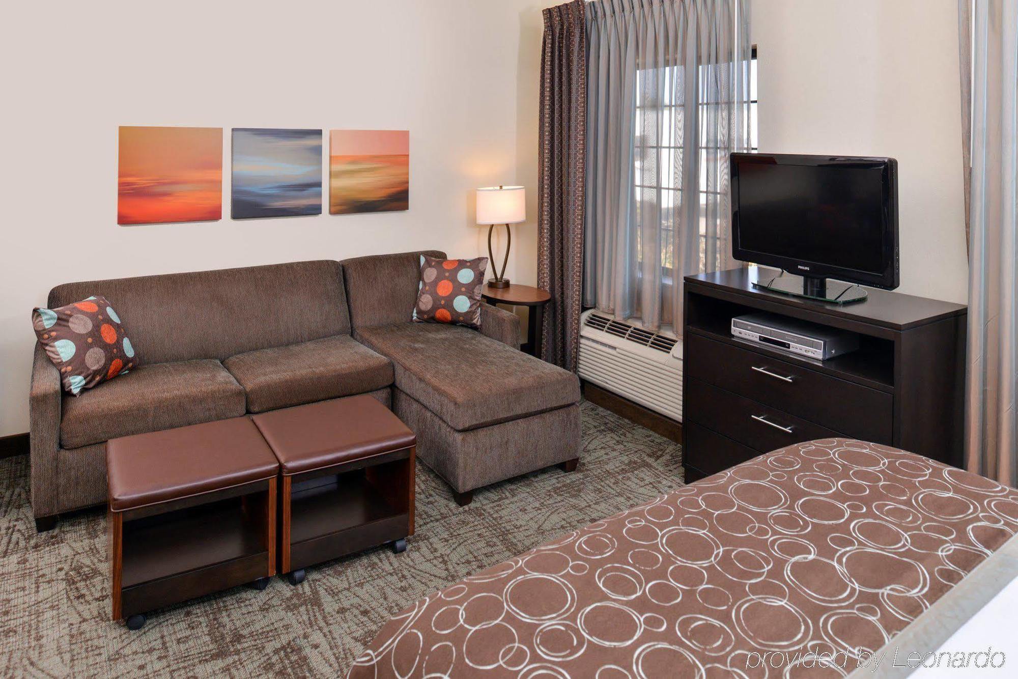 Staybridge Chesterfield By Ihg Hotel 3*