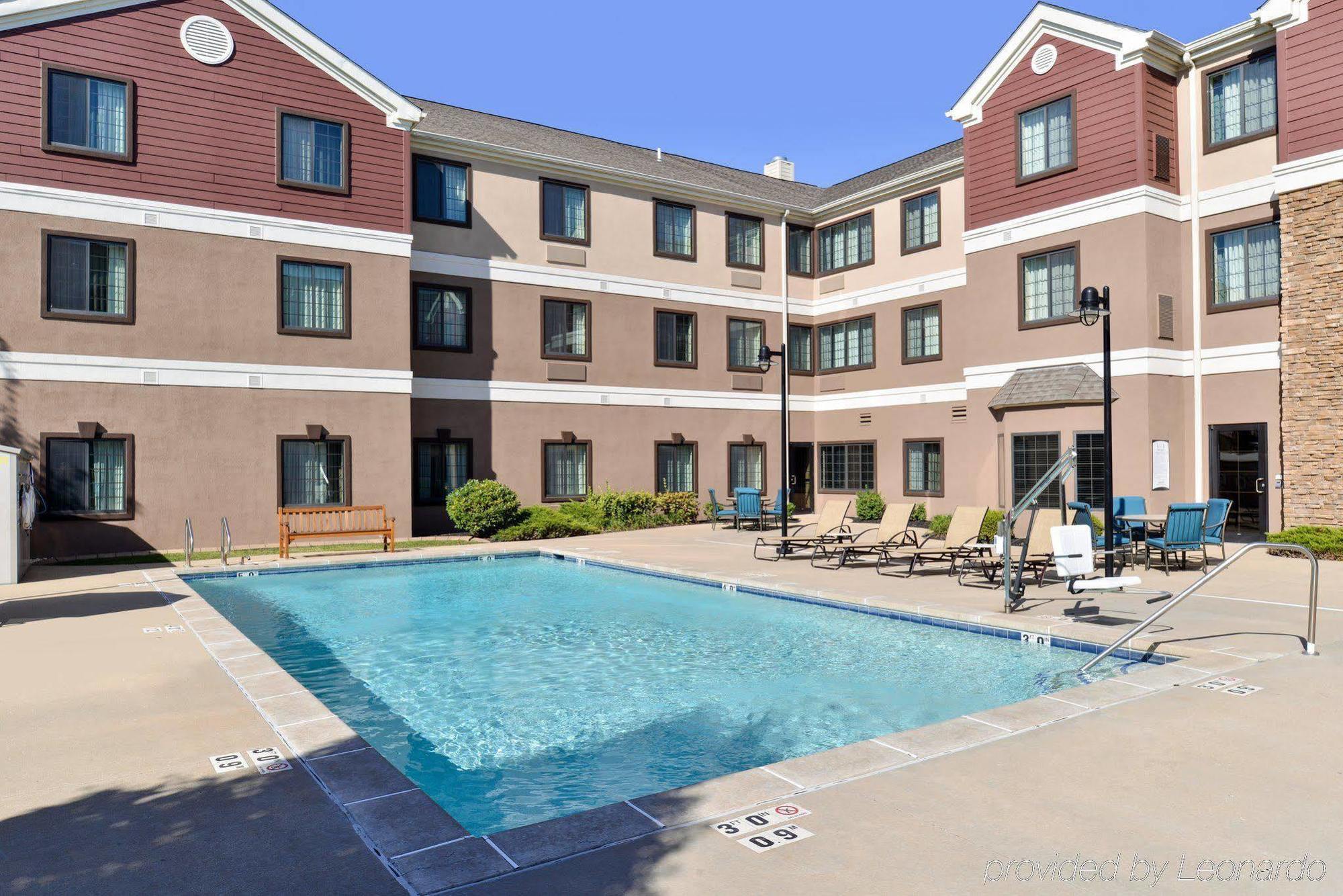 Staybridge Chesterfield By Ihg 3*